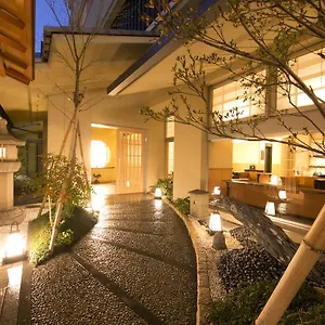 **** Ryokan Matsui Honkan Giappone